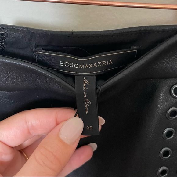 BCBGMaxAzria Faux Leather Black Miniskirt - Picture 4 of 5